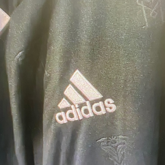 Adidas Black and Gold Men's Jersey - Picture 4 of 4